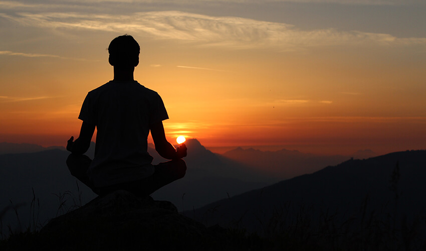 Study finds sound-based meditation quiets the mind faster